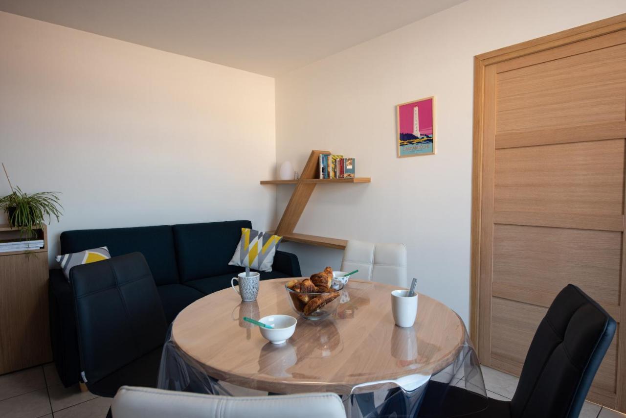 Vue Mer ! Appartement Pour 4 莱萨布勒-多洛讷 外观 照片